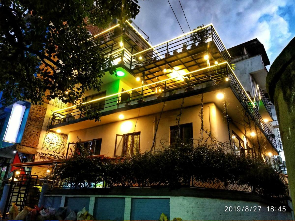 Big Tree Hostel Kathmandu Ngoại thất bức ảnh